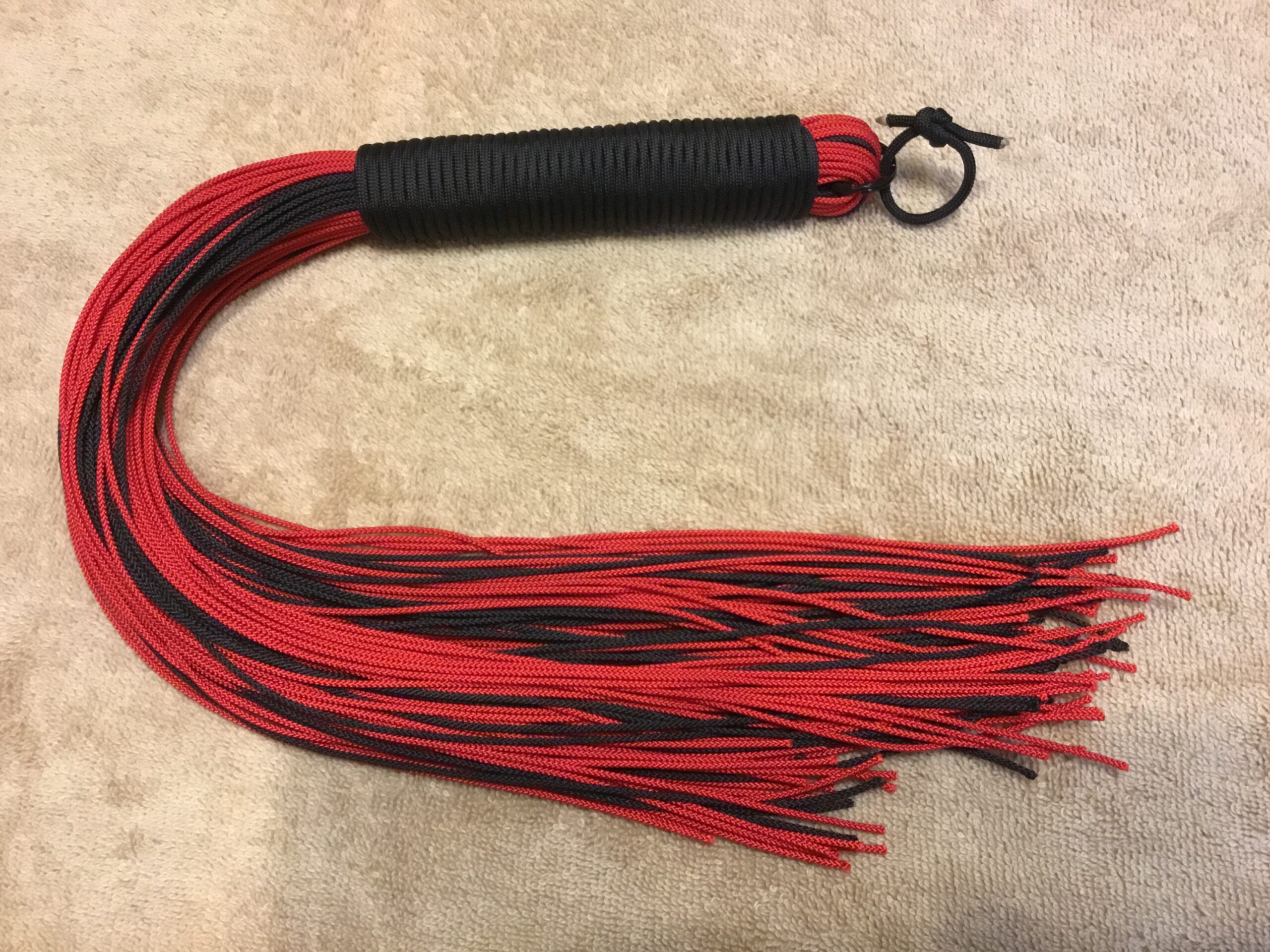 Red & Black String Flogger #L57